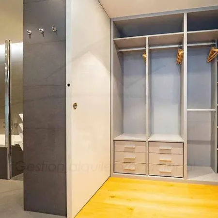 Terraza De Corrida شقة